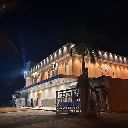 Jp Garden & Lawn Hotel Sasupāda Екстериор снимка